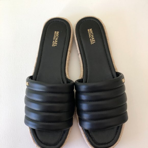 Michael Kors Royce Quilted Leather Slide Sandal - Picture 9 of 11